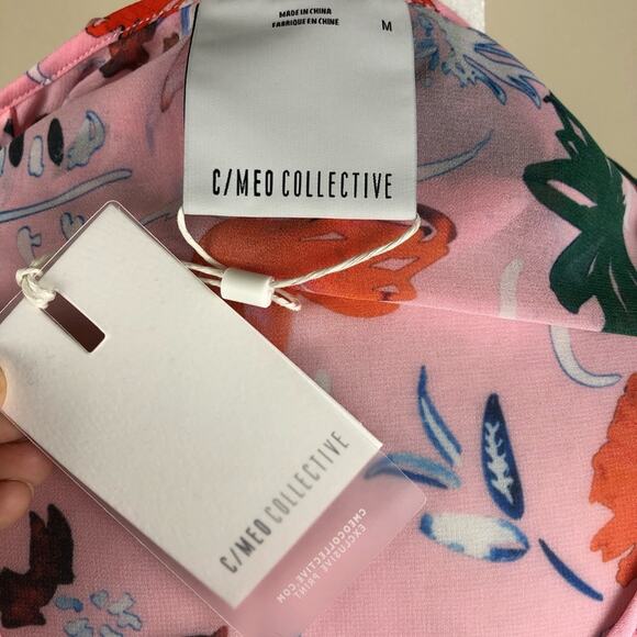 C/MEO COLLECTIVE Pink Floral Ruffle Blouse Elude M NWT Colorful Bright - Picture 4 of 7